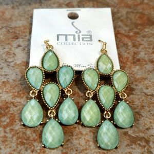 Mia Collection Earrings